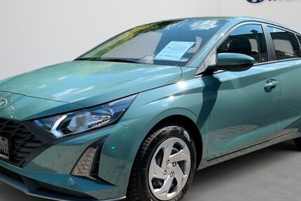 Hyundai i20 1.300 km 16.980 &euro; München 81825
