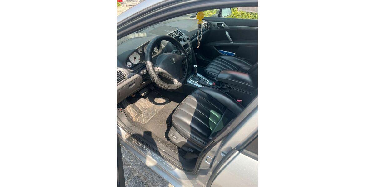 Peugeot 407 183.000 km 2.250 &euro; München 81375