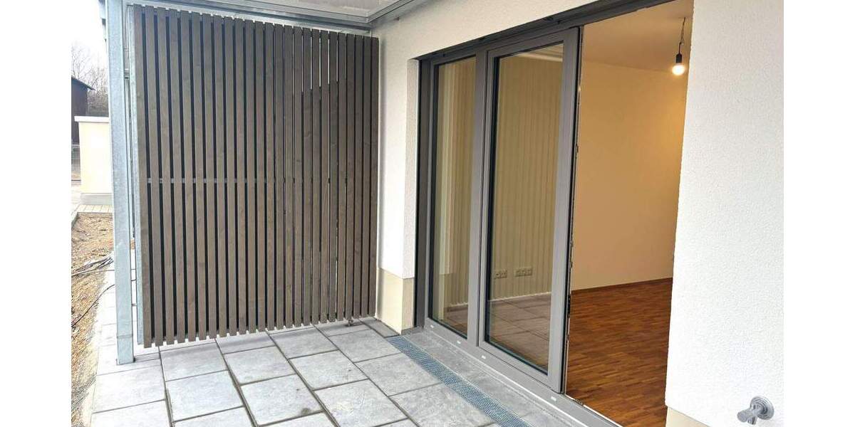 Etagenwohnung Markt Schwaben - 3 Zimmer, 82 m&sup2;, 1.650&euro; | Angebot:25698392