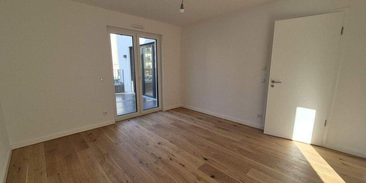 Exklusive Neubau-Wohnung mit Dachterrasse und Balkon (Süd-West-Ausrichtung) - Erstbezug 3 zimmer