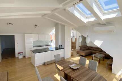 Haus zum Kaufen in München 11.880.000 € 1525 m² 49 zimmer