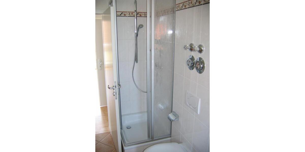 Dachgeschoßwohnung Karlsfeld - 3.5 Zimmer, 82 m&sup2;, 1.350&euro; | Angebot:25752513