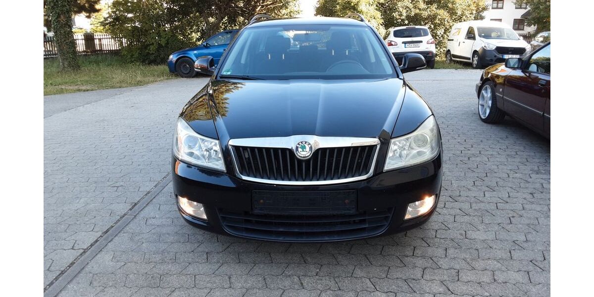 Skoda Octavia 213.677 km 2.850 &euro; Germering 82110