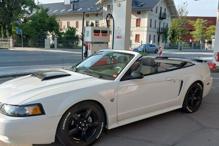 Ford Mustang 76.000 km 8.950 &euro; Unterföhring 85774