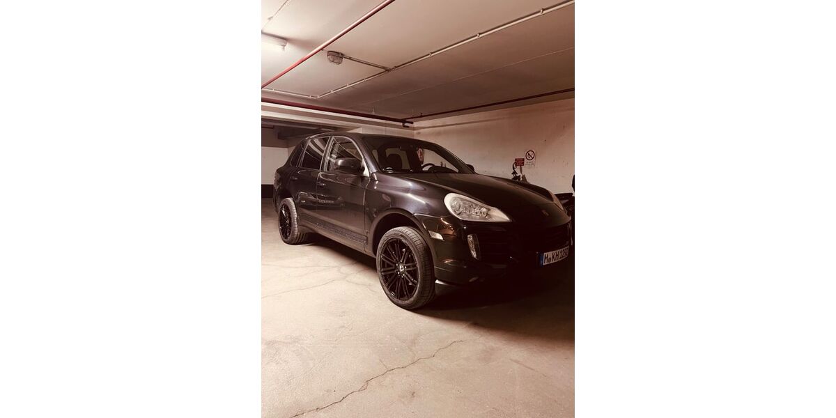 Porsche Cayenne 182.000 km 14.790 &euro; Kirchheim 85551