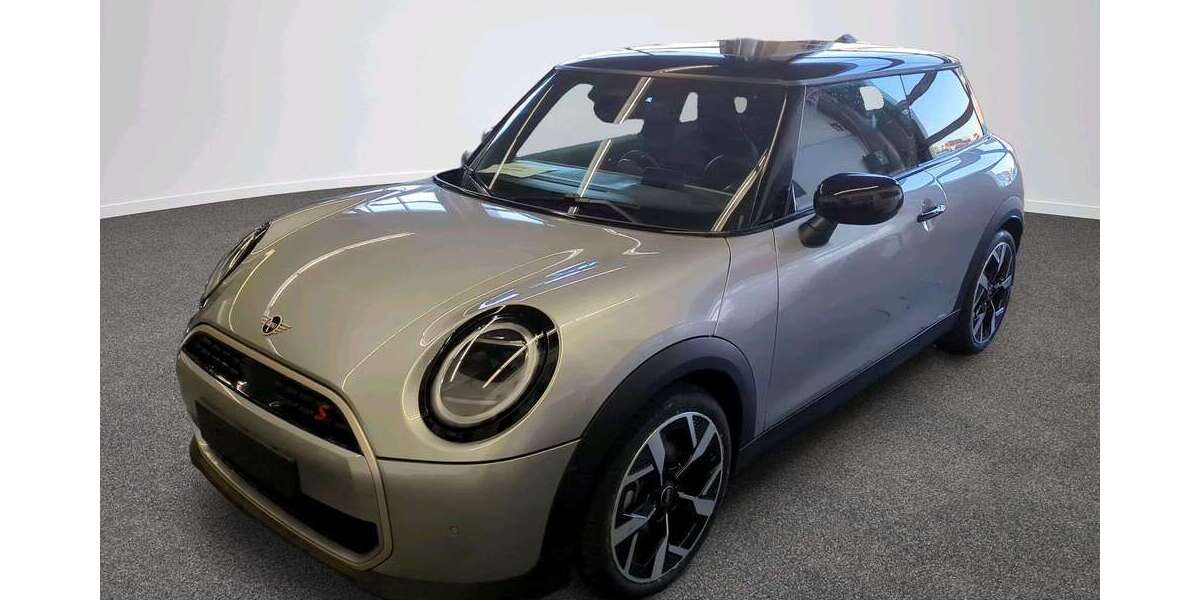 Mini Cooper S 2.323 km 32.205 &euro; München 80788