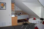 Dachgeschoßwohnung Gilching - 2 Zimmer, 43 m&sup2;, 1.050&euro; | Angebot:26042545