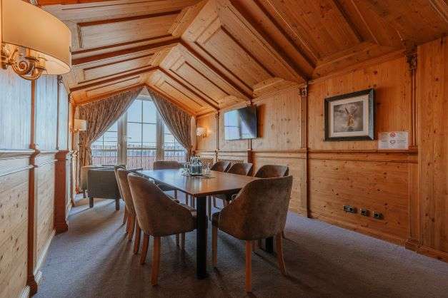 Büro in München 33.180 € 25 m² zimmer