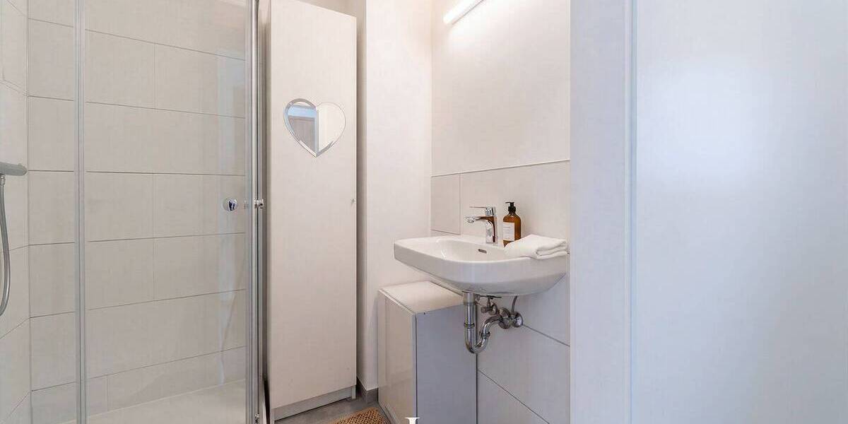 Etagenwohnung Markt Schwaben - 2 Zimmer, 30 m&sup2;, 1.000&euro; | Angebot:26674470