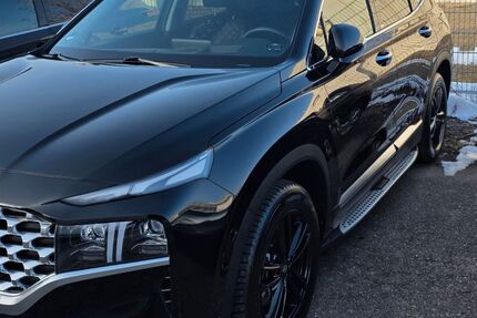 Hyundai SANTA FE 23.700 km 32.850 &euro; München 80637