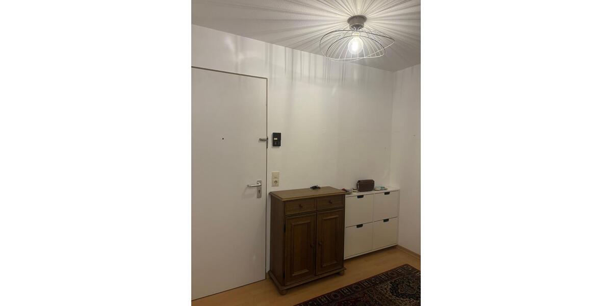 Gepflegte 2-Zimmer Wohnung mit Balkon in Unterschleißheim zimmer