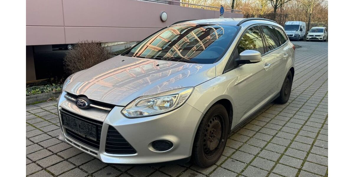 Ford Focus 220.000 km 1.990 &euro; Moosinning 85452