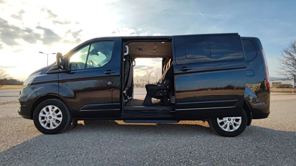 Ford Tourneo Custom 147.000 km 22.990 &euro; Feldkirchen 85622