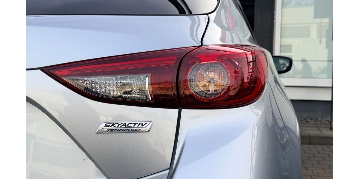 Mazda 3 87.915 km 15.400 &euro; München 81827