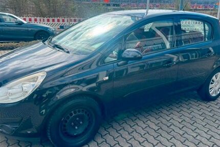 Opel Corsa 222.000 km 3.000 &euro; Munchen 81476