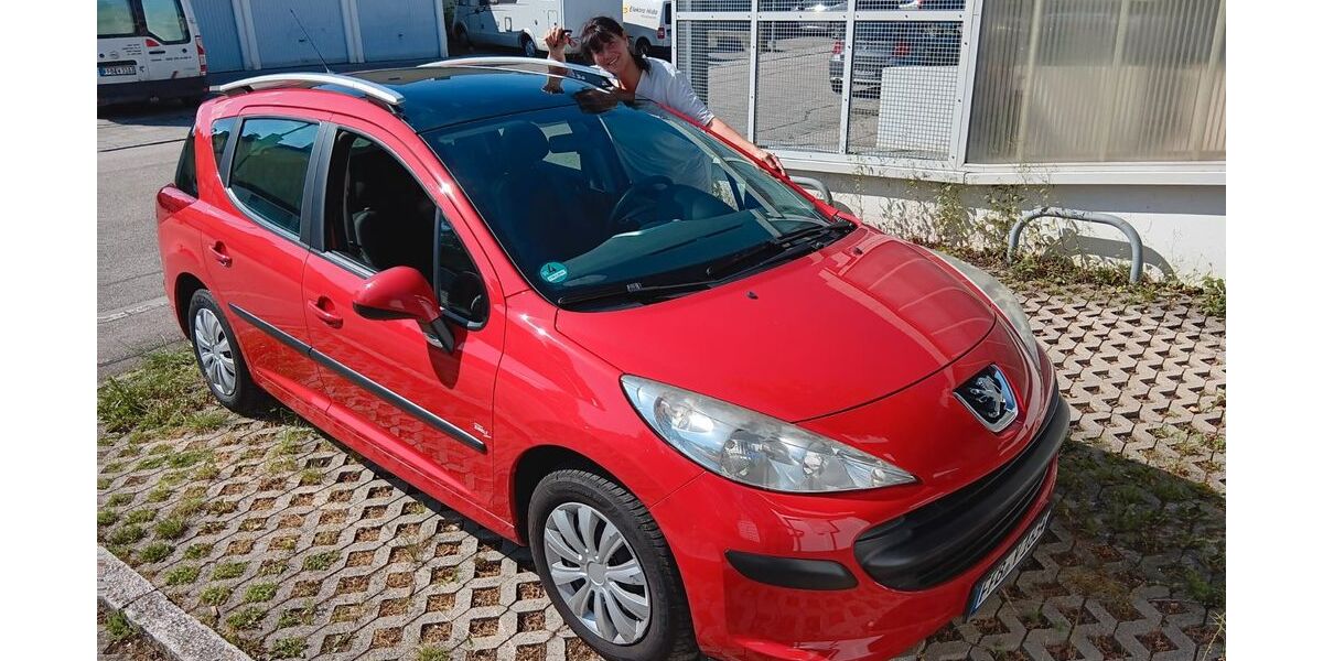 Peugeot 207 202.000 km 2.900 &euro; Eichenau 82223