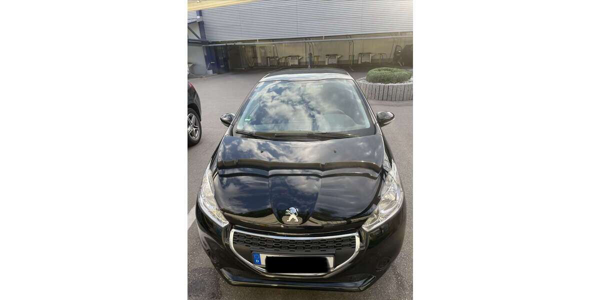Peugeot 208 64.000 km 5.500 &euro; Planegg 82152