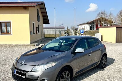 Renault Megane 99.000 km 4.999 &euro; Neufahrn 85375