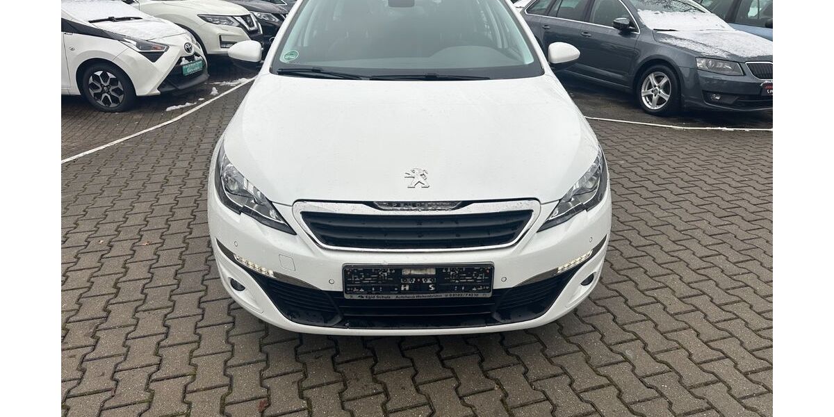 Peugeot 308 146.963 km 6.990 &euro; München OT Trudering-Riem 81825