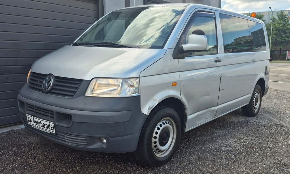 VW T5 Transporter 195.112 km 8.390 € München 80809