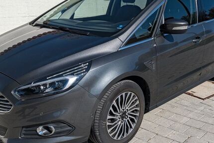 Ford S-Max 93.639 km 15.650 &euro; Berg 82335
