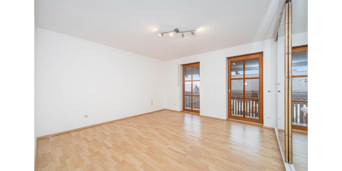 Reihenhaus Egling - 7 Zimmer, 162 m&sup2;, 2.050&euro; | Angebot:25305869