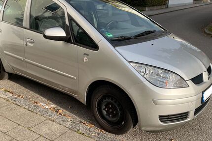 Mitsubishi Colt 98.510 km 2.250 € München 81827