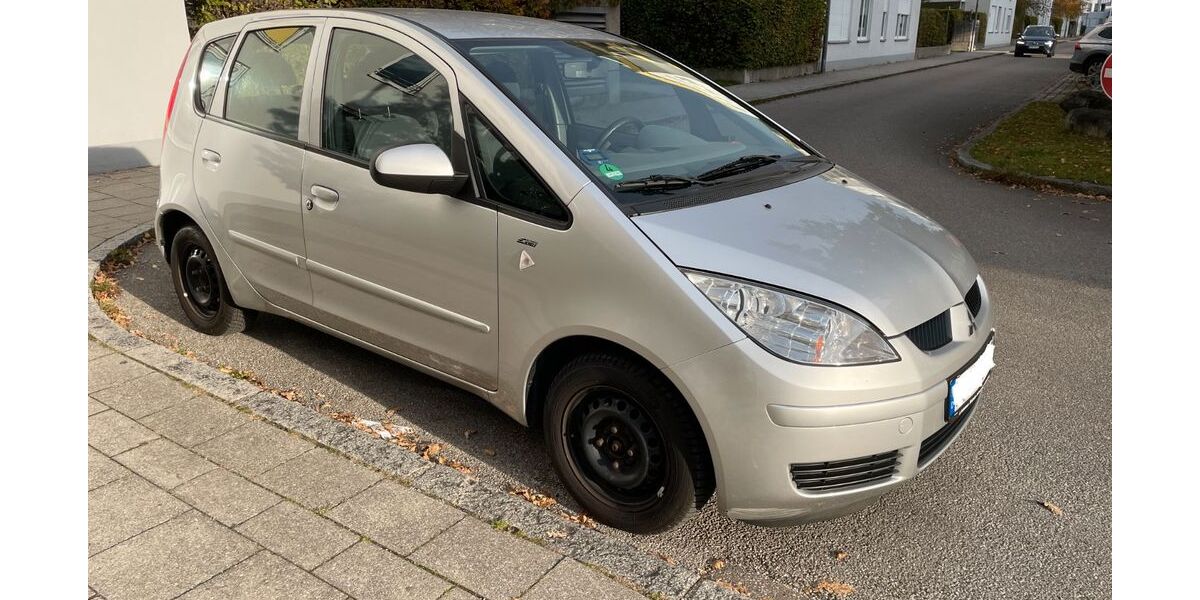 Mitsubishi Colt 98.510 km 2.250 &euro; München 81827