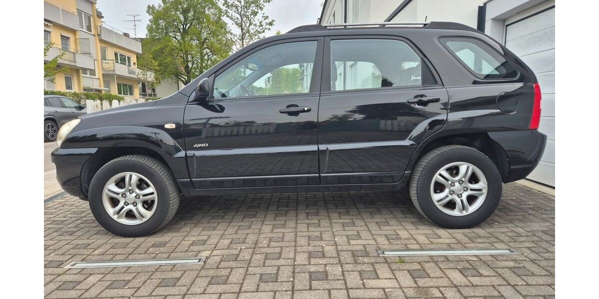 Kia Sportage 179.400 km 2.800 &euro; München 81247