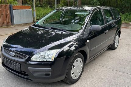 Ford Focus 129.000 km 2.700 &euro; München 81929