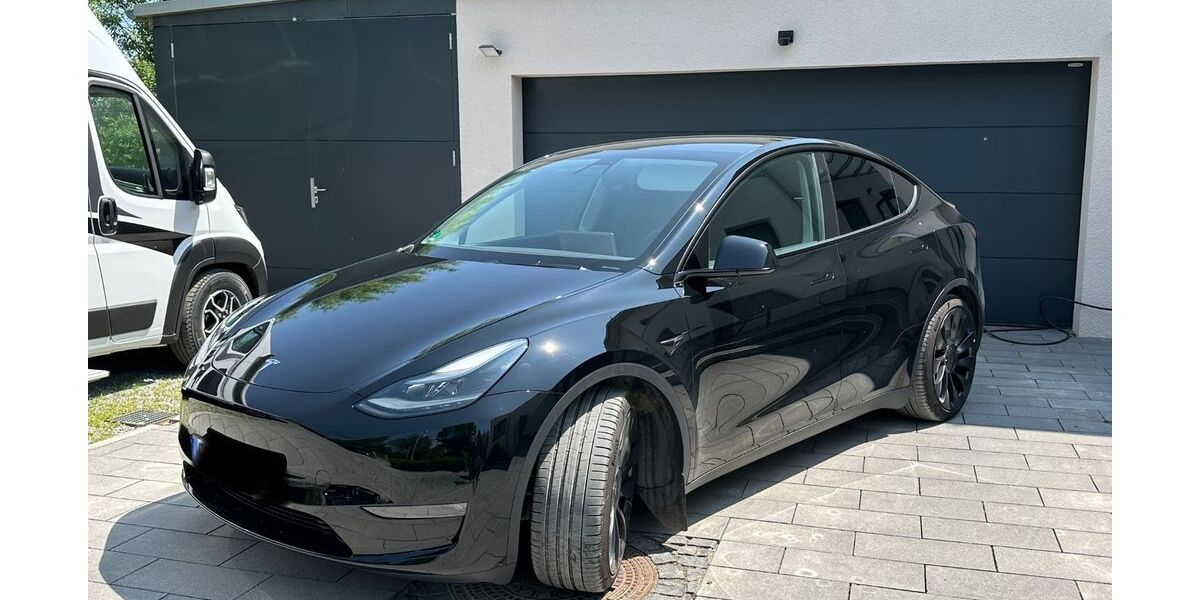 Tesla Model Y 26.500 km 48.600 &euro; Massenhausen 85376