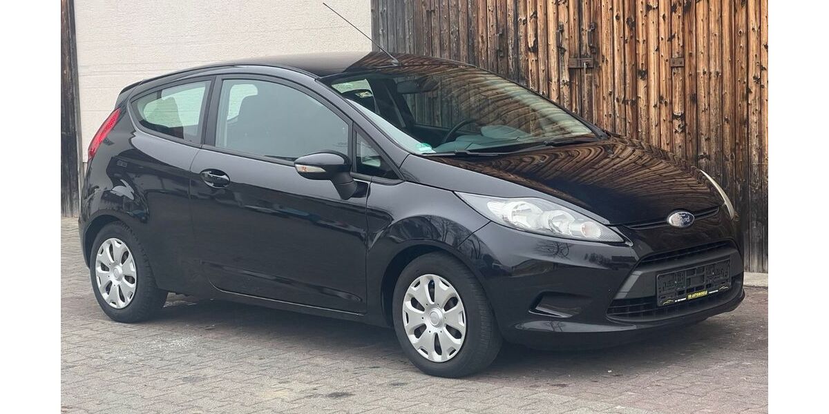 Ford Fiesta 124.100 km 4.900 &euro; München 80995