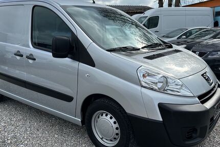 Peugeot Expert 82.404 km 4.899 &euro; München 80997
