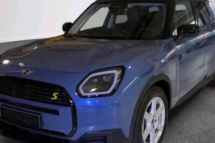 Mini Countryman SE All4 1.582 km 40.109 &euro; München 80788
