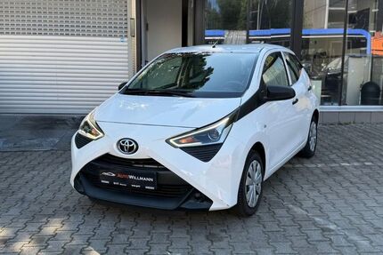 Toyota Aygo (X) 106.220 km 6.990 &euro; münchen 81671