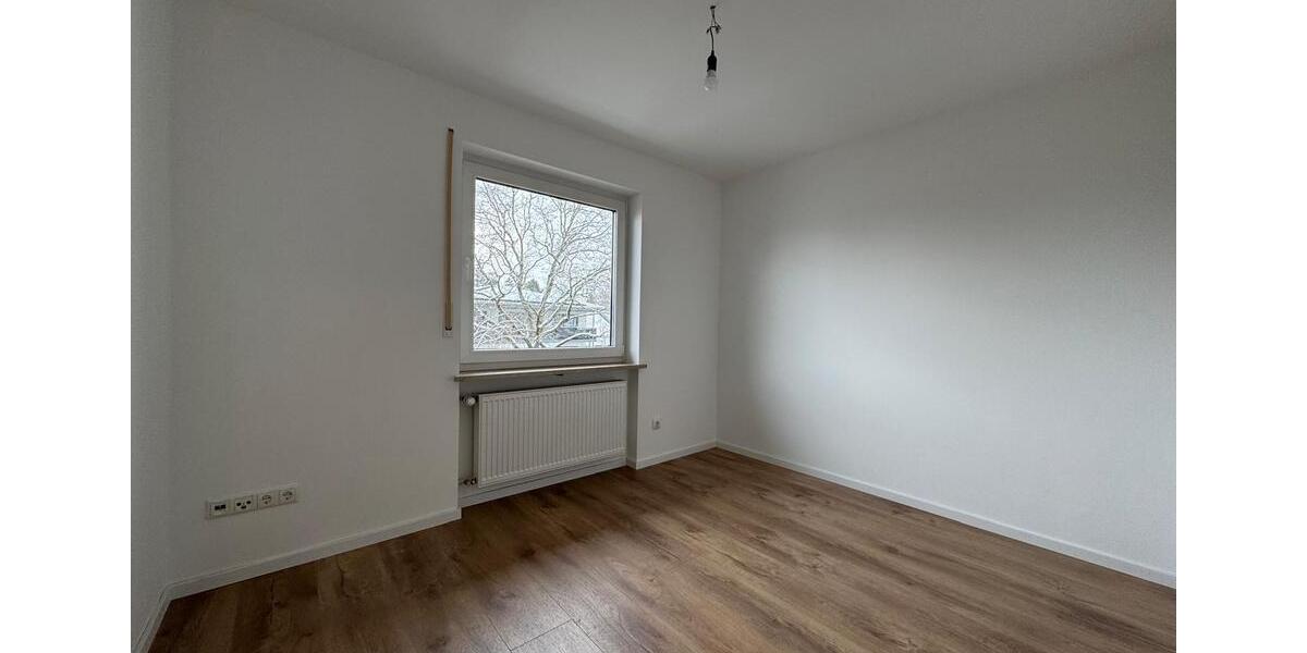 Doppelhaushälfte Gilching - 6 Zimmer, 160 m&sup2;, 2.850&euro; | Angebot:25540017