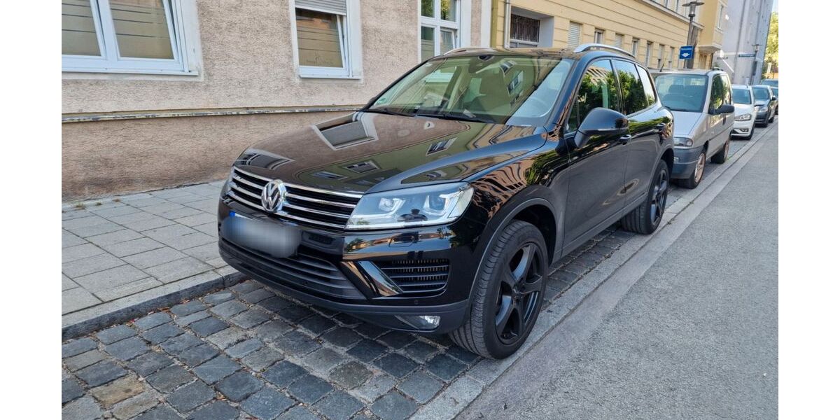 VW Touareg 143.000 km 24.800 &euro; München 81371