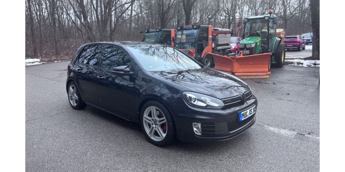 VW Golf 215.000 km 9.999 &euro; München 81735