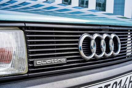 Audi 80 98.000 km 17.900 &euro; München 81371