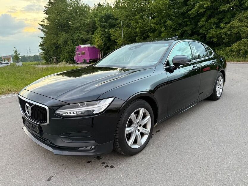 S90