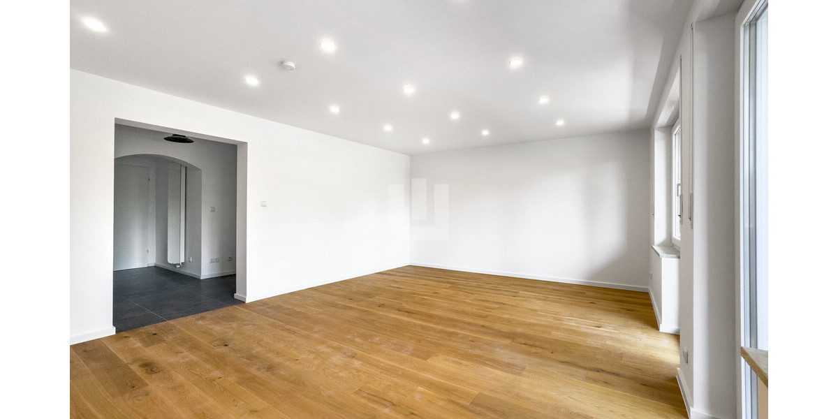 Haus in Haus - hochwertig sanierte Maisonette-Whg. mit drei Balkonen am Ortsrand von Gröbenzell - Maisonettenwohnung Gröbenzell | Angebot:25838795