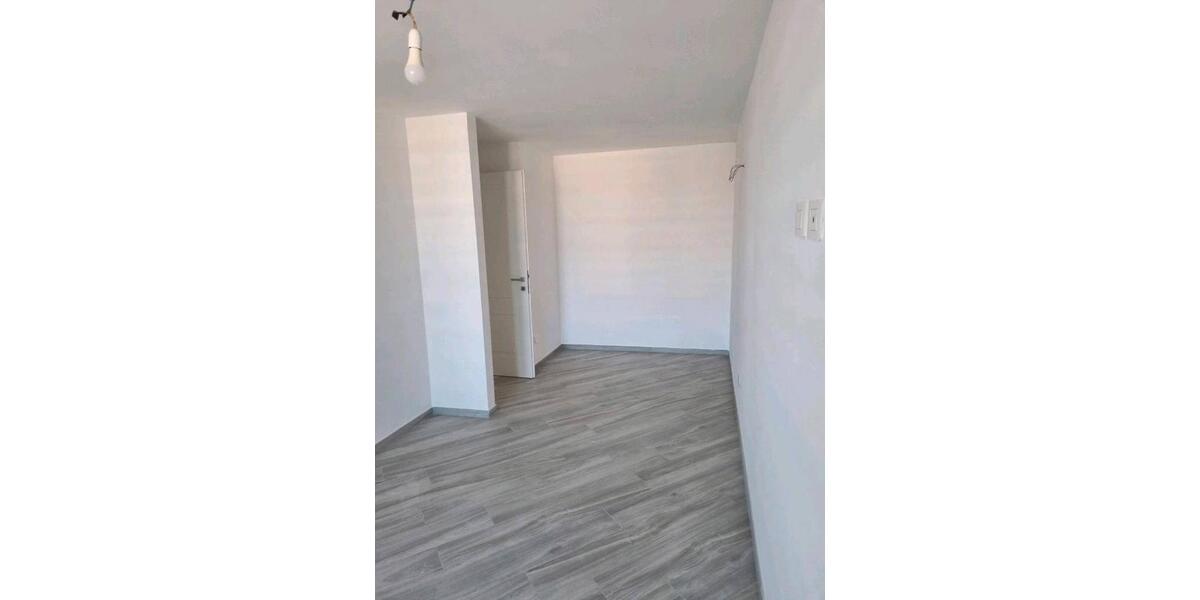 Etagenwohnung München Sendling-Westpark - 4 Zimmer, 140 m&sup2;, 450.000&euro; | Angebot:25876496