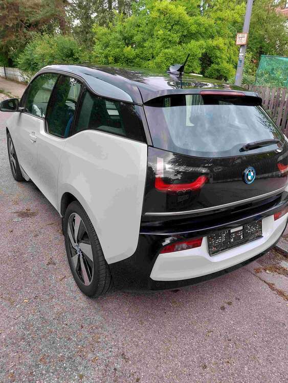 i3
