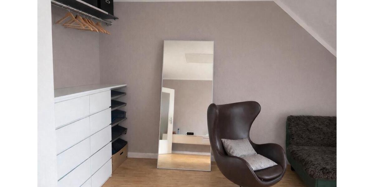 Etagenwohnung München Feldmoching-Hasenbergl - 5 Zimmer, 210 m&sup2;, 4.200&euro; | Angebot:26416429
