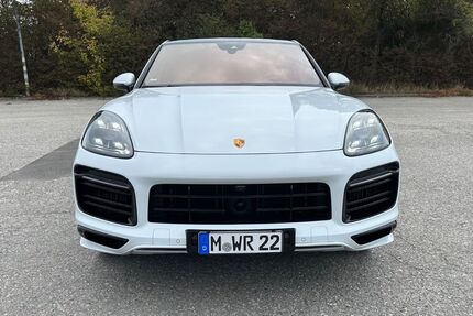 Porsche Cayenne 23.000 km 95.900 &euro; München 81673