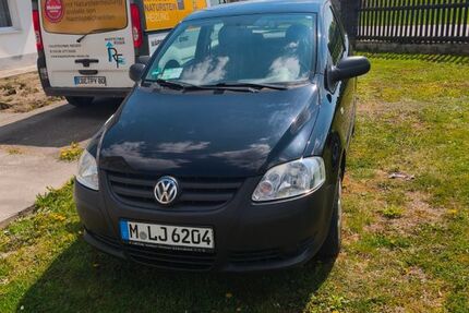 VW Fox 62.000 km 2.700 &euro; München 80337