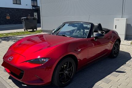 Mazda MX-5 62.000 km 21.000 &euro; München 81827