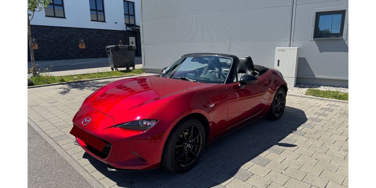 Mazda MX-5 62.000 km 21.000 &euro; München 81827