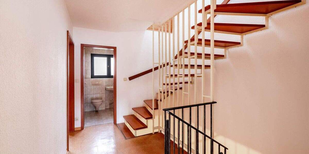 Reihenendhaus Germering Unterpfaffenhofen - 6 Zimmer, 136 m&sup2;, 850.000&euro; | Angebot:25709531