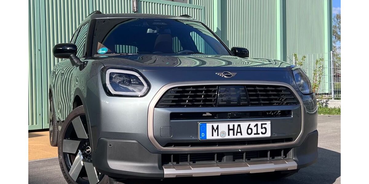 Mini Countryman C (Cooper) 10.390 km 34.990 &euro; München 80999